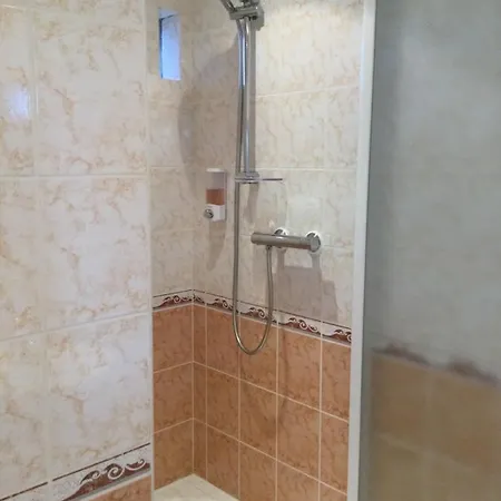 Chambre&caux Couette-café 3*